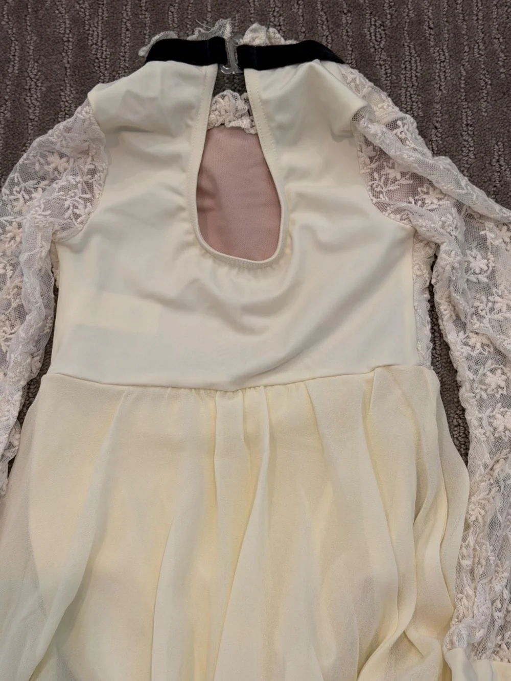Weissman Showtime “Candlelight” Lyrical Dress Small Child